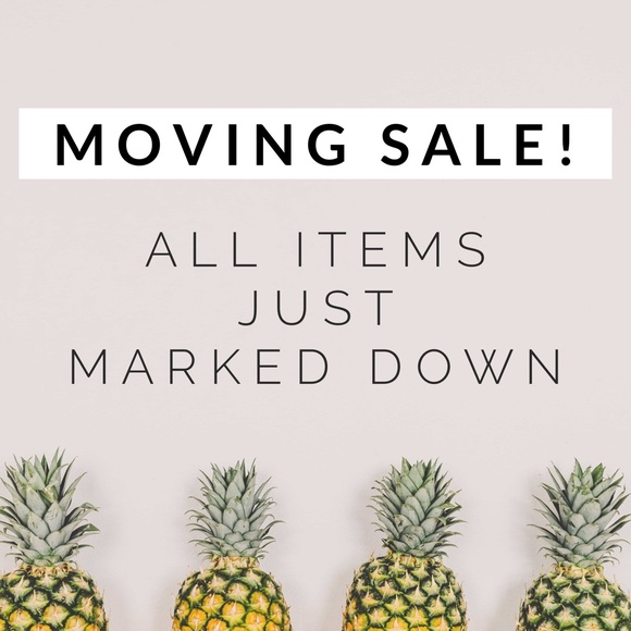 ✨SALE✨ Moving soon - all items must go! - Picture 1 of 1